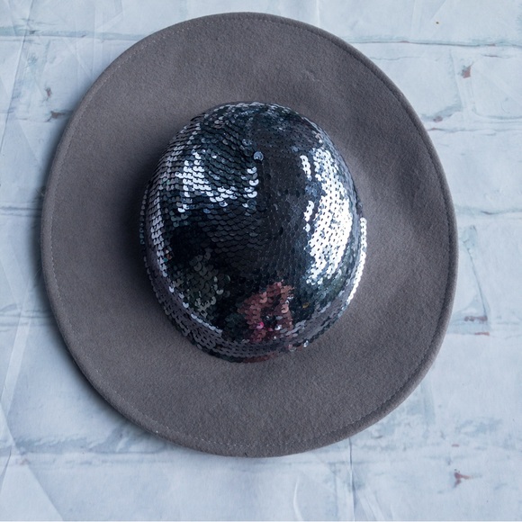 Vintage Lancaster Women's Gray Wool Hat with Sequin - Picture 3 of 12